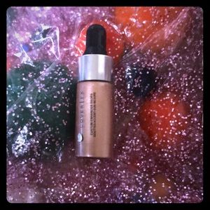 Coverfx travel sized 🌹 gold drops new authentic